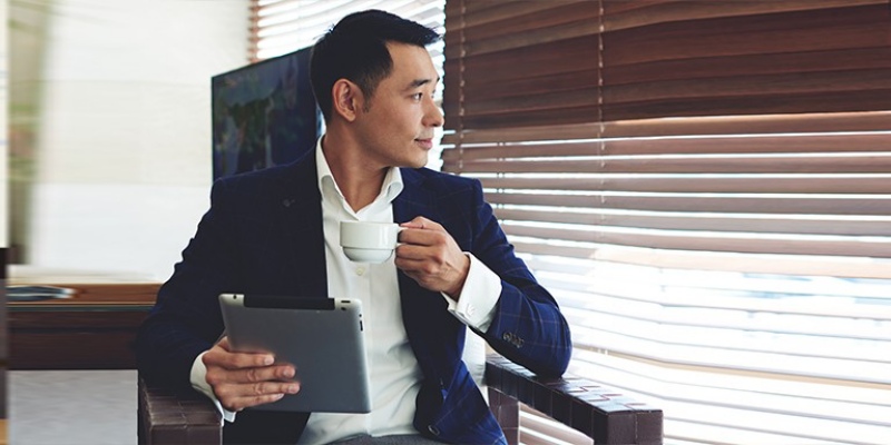 Vai trò của tác giả Michael Dan trong hệ thống 888B